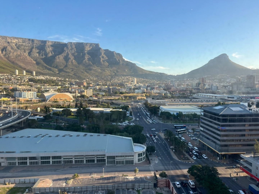 1 Bedroom Property for Sale in Foreshore Western Cape